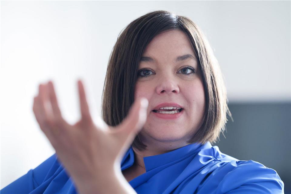 Hamburgs Energiesenatorin fordert den Bund angesichts steigender Energiepreise ztum Handeln auf. (Archivbild)Christian Charisius/dpa