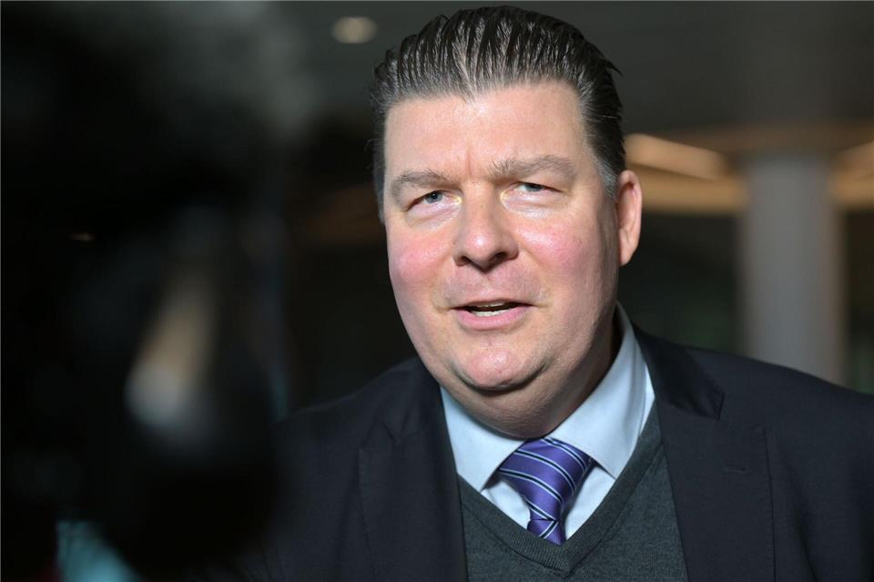 Hamburgs Finanzsenator Andreas Dressel (SPD) hält vom Vorstoß aus Bayern, Hessen und Baden-Württemberg zur Reform des Länderfinanzausgleichs gar nichts. (Archivbild)Michael Bahlo/dpa