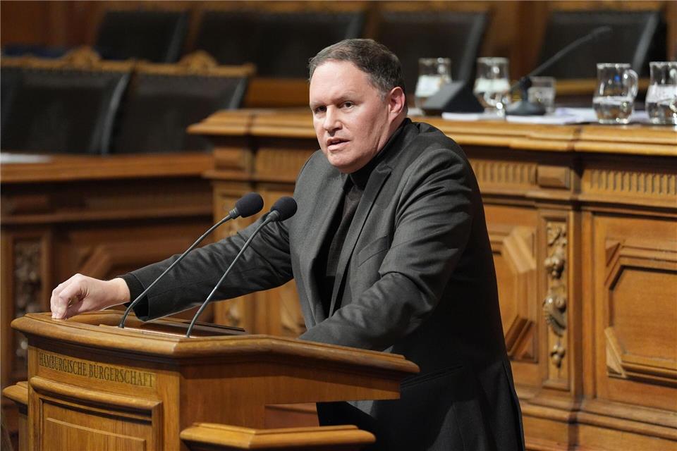 Hamburgs Mediensenator Carsten Brosda (SPD) ist gegen eine Altersbeschränkung für die Nutzung sozialer Netzwerke. (Archivbild)Marcus Brandt/dpa