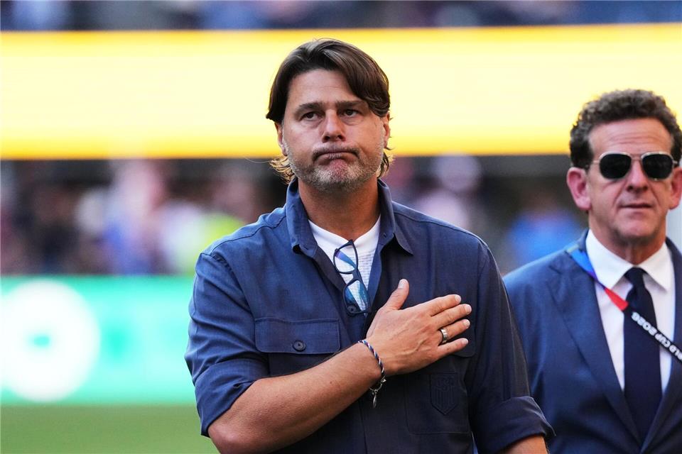 Hand aufs Herz: Mauricio Pochettino bleibt Auswahlcoach der US-Fußballer. (Archivbild)Ted S. Warren/AP/dpa