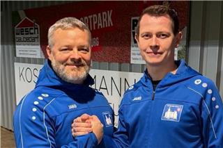 Handschlag: Gemens Sportlicher Leiter Sven Stege (links) ist froh, dass er mit Eric Grave (rechts) eine klubinterne Trainerlösung für die zweite Mannschaft gefunden hat.