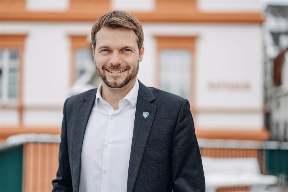Hanisch ist seit 2017 Bürgermeister der Stadt Weilburg. -/Stadt Weilburg/dpa