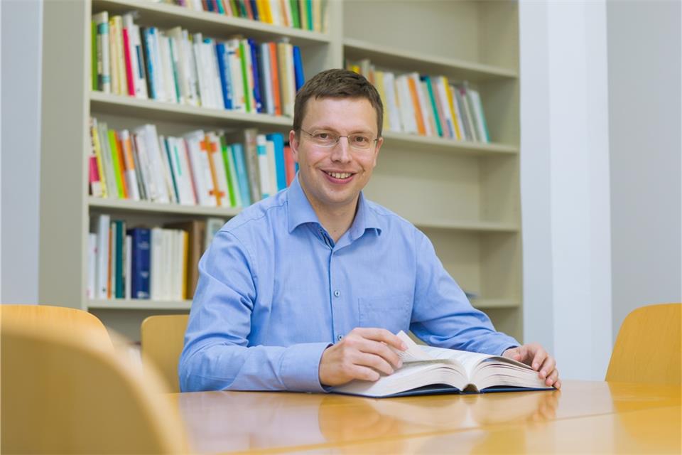 Hannes Zacher forscht in Leipzig. 