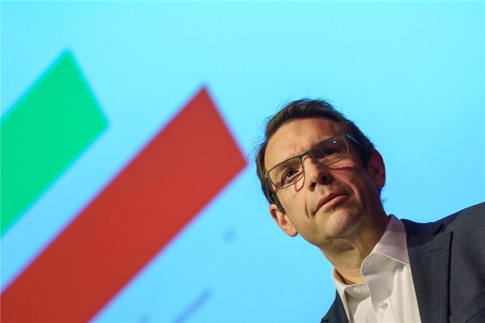 Hanno Benz (SPD) plante, die Demo zu verbieten. (Archivbild)Andreas Arnold/dpa