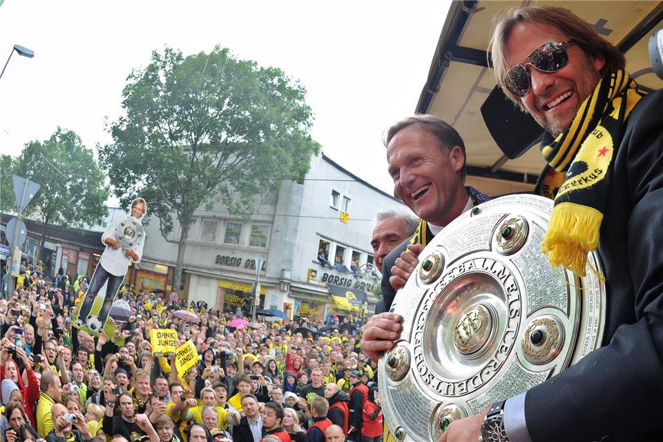 Hans-Joachim Watzke (l) und Jürgen Klopp (r) feierten gemeinsam Titel.Torsten Silz/dpa