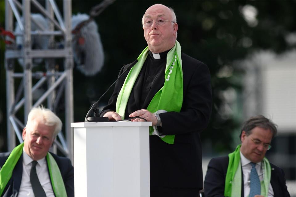Hans-Josef Becker, Erzbischof im Ruhestand, hat sich zur Missbrauchsstudie der Uni Paderborn geäußert. (Archivbild)Bernd Thissen/dpa