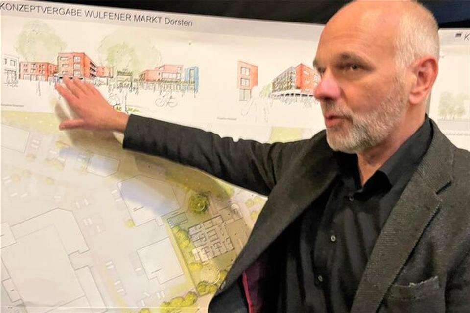 Hans Schmidt-Domogalla stellte die Pläne seines Teams im Gemeinschaftshaus Wulfen erstmals öffentlich vor. Bis zur Realisierung werden aber einige Jahre vergehen.