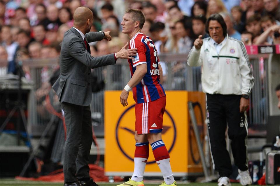 Hans-Wilhelm Müller-Wohlfahrt (r) hat Pep Guardiola bis heute nicht verziehen. (Archivbild)picture alliance / dpa