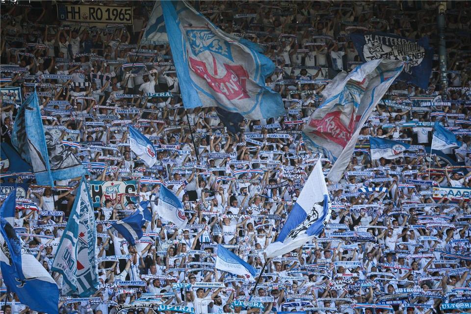 Hansa Rostock trauert um einen Fan. (Archivfoto)Christian Charisius/dpa