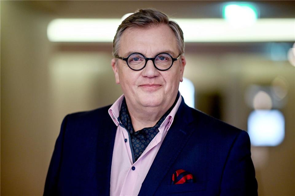 Hape Kerkeling findet den Umgangston im Internet „gnadenlos und hasserfüllt“. (Archivbild)Britta Pedersen/dpa