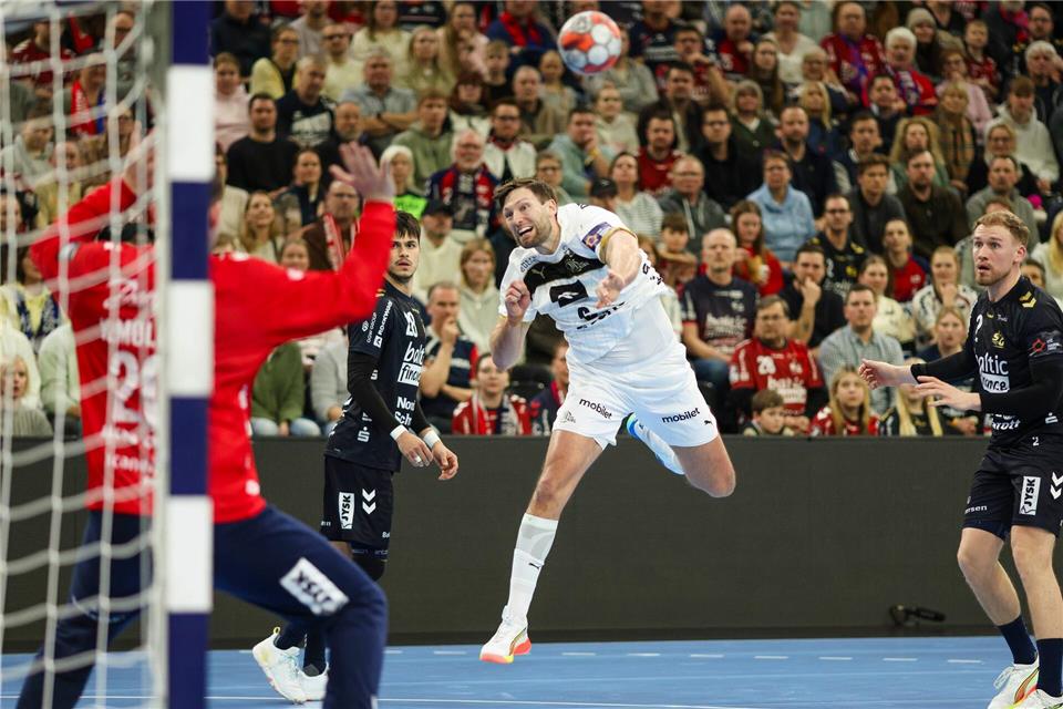 Harald Reinkind und der THW KIel spielten beim HC Erlangen. (Archivbild)Frank Molter/dpa