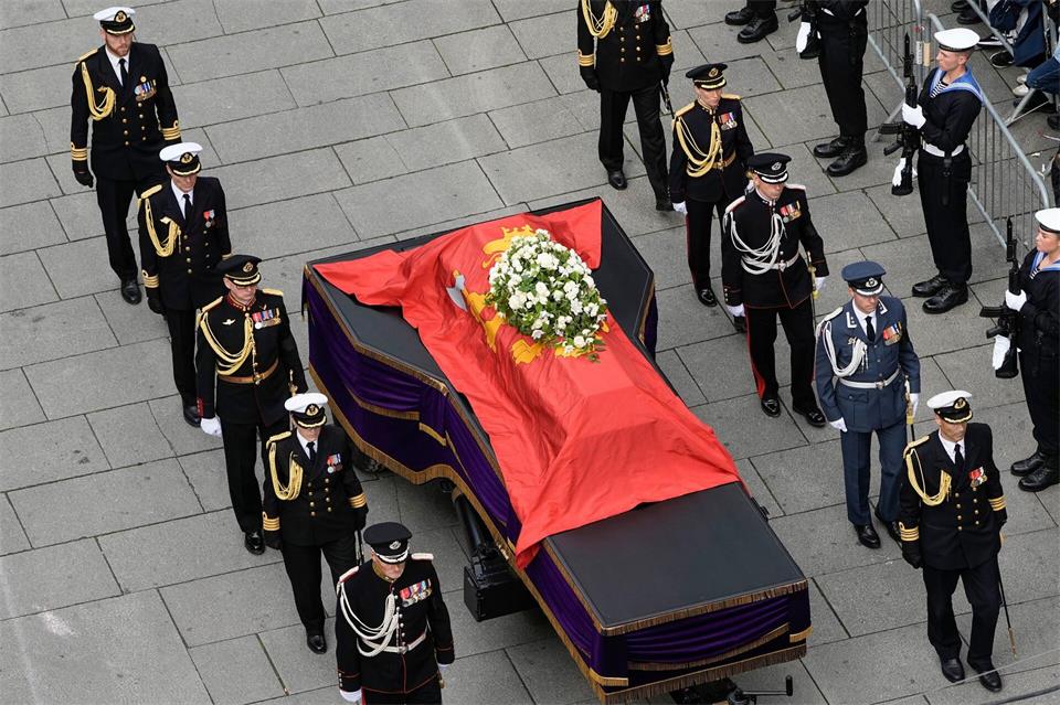 Harald V. hat seine letzte Reise angetreten.Cornelius Poppe/NTB Scanpix/AP/dpa