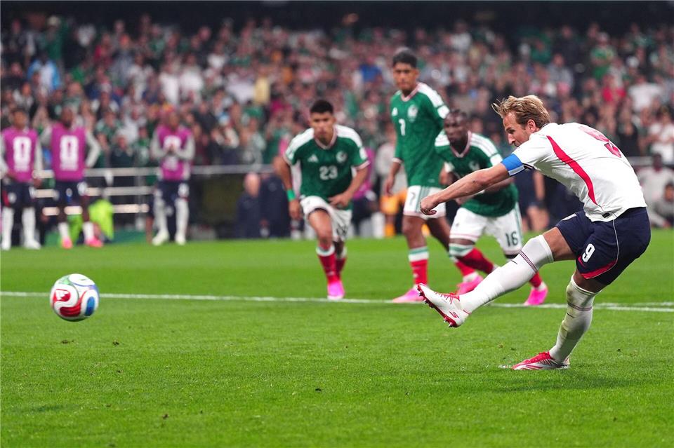 Harry Kane behielt beim Elfmeter die Nerven.Bradley Collyer/PA Wire/dpa