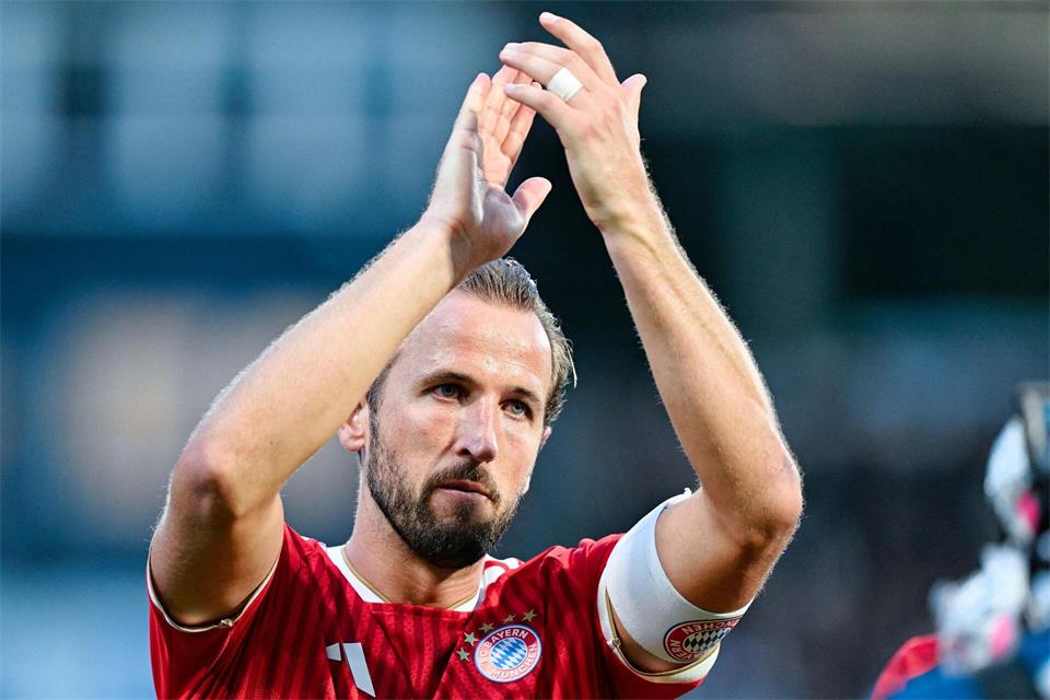 Harry Kane bewahrte den FC Bayern mit seinem Siegtor vor einem Ausrutscher in Elversberg.Uwe Anspach/dpa