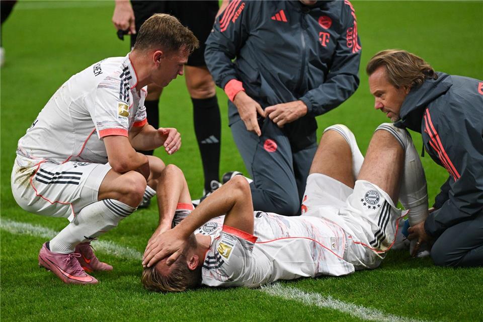 Harry Kane hat sich beim Bayern-Sieg in Frankfurt offenbar nicht schwerer verletzt.Arne Dedert/dpa