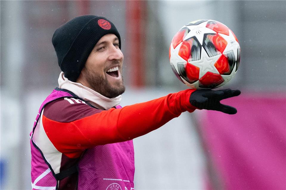 Harry Kane ist vor dem Spiel gegen Bratislava bester Laune.Sven Hoppe/dpa