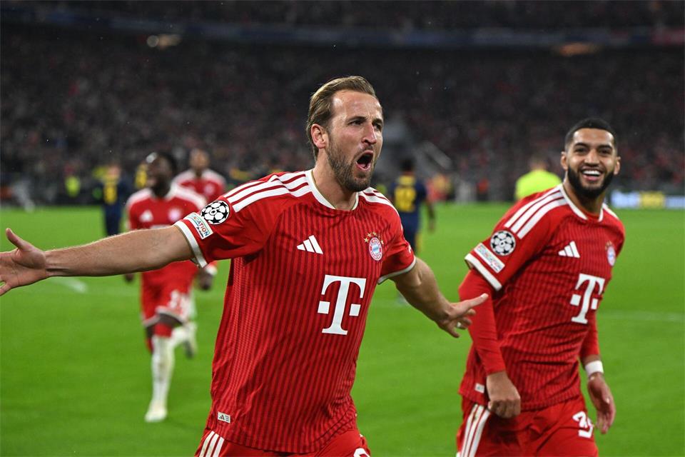 Harry Kane lässt den FC Bayern über das 2:1 jubeln. Sven Hoppe/dpa