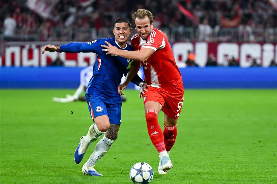 Harry Kane (r) ist für die Bayern nicht nur als Torjäger wichtig. (Archivfoto)Sven Hoppe/dpa