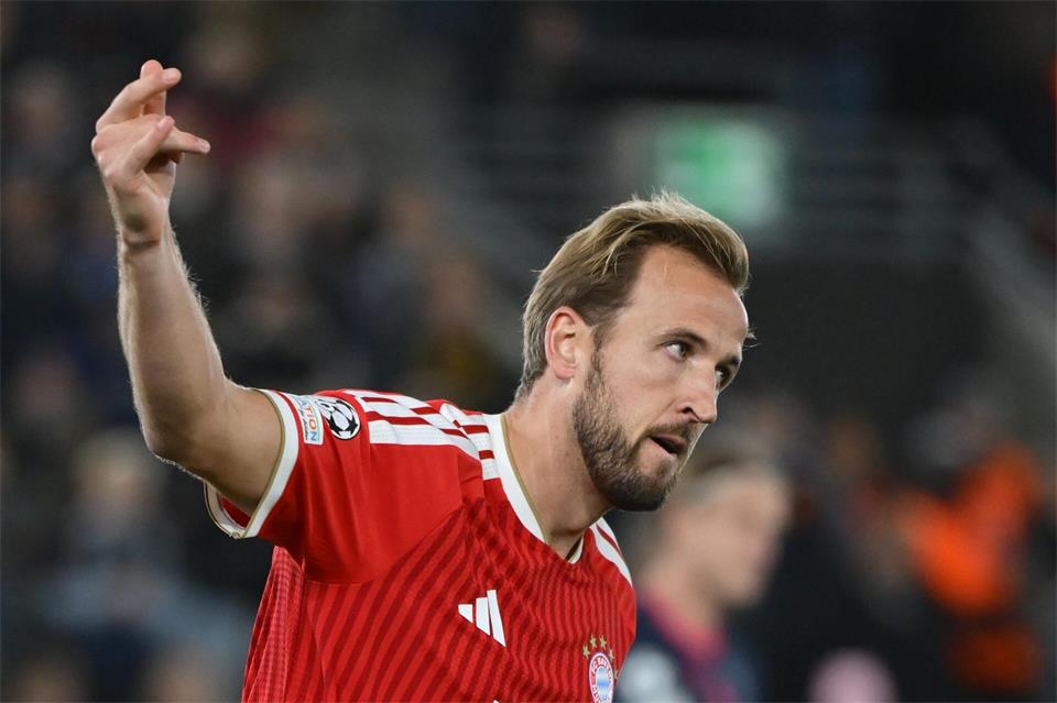 Harry Kane reist mit dem FC Bayern Anfang 2027 nach Afrika. (Archivbild)Peter Kneffel/dpa