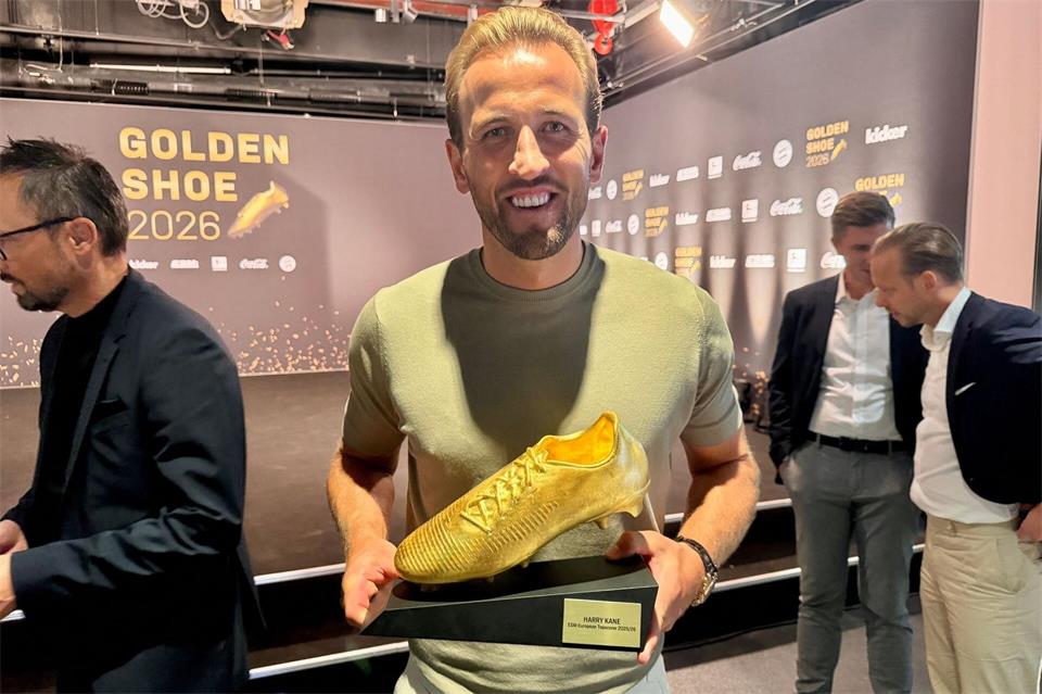 Harry Kane steht bei den Bayern noch bis Sommer 2027 unter Vertrag.Christoph Lother/dpa