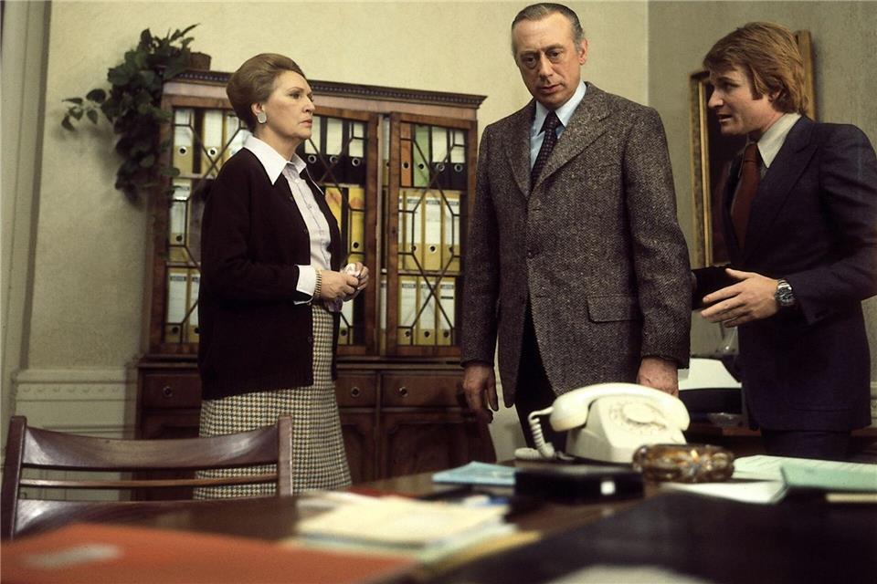 Harry Klein und Stephan Derrick ermitteln an einer Hauswirtschaftsschule. (Archivfoto)Michael Marhoffer/ZDF/dpa