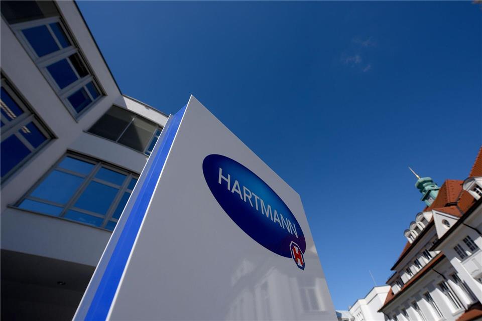 Hartmann mit Gewinnrückgang. (Archivbild)Stefan Puchner/dpa