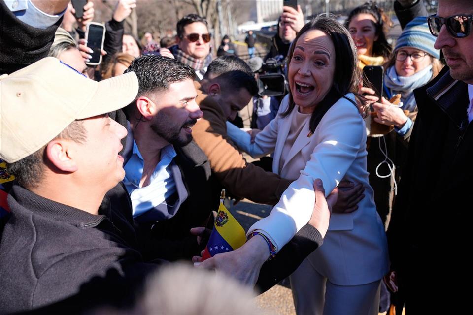 Hat Trump im Weißen Haus getroffen: die venezolanische Oppositionsführerin María Corina Machado. Pablo Martinez Monsivais/AP/dpa