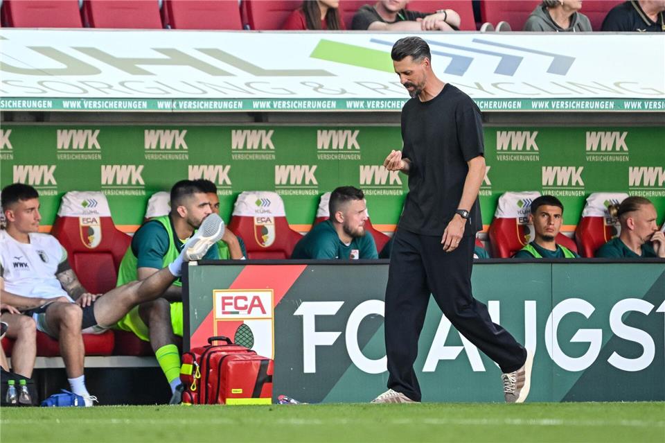 Hat den FC Augsburg nach wenigen Monaten wieder verlassen: Ex-Coach Wagner. (Archivbild)Harry Langer/dpa
