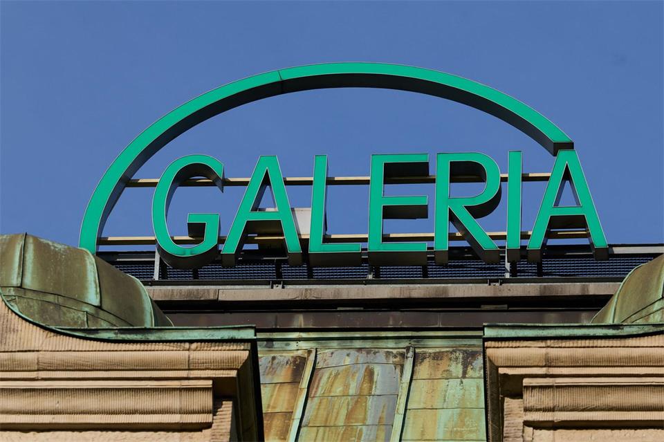 Hat der Warenhauskonzern Galeria noch eine Zukunft? Wenn, müsste sich viel ändern, sagen Experten.Rolf Vennenbernd/dpa
