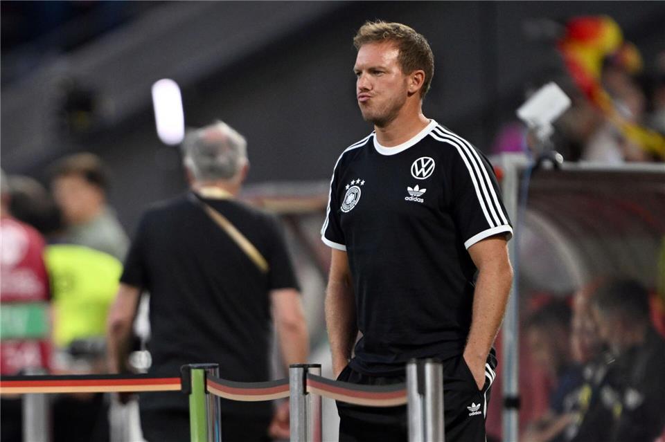 Pfiffe zur Halbzeit: Nagelsmann mit Verständnis und Unmut Hat eine klare Meinung zu den Pfiffen der deutschen Fans zur Halbzeitpause des Spiels gegen Nordirland: Julian NagelsmannFederico Gambarini/dpa