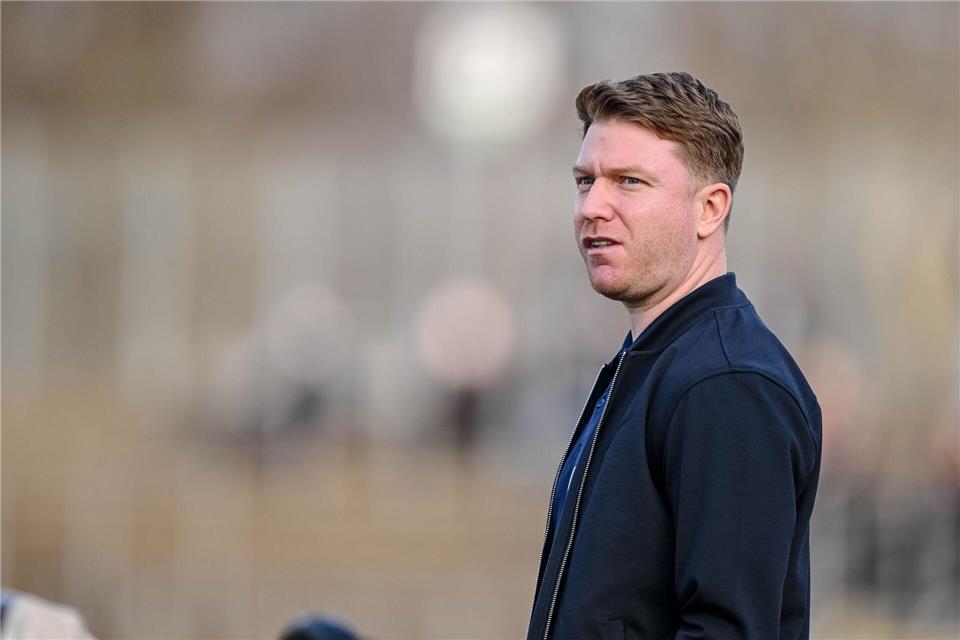 Hat einen Spieler aus München geholt: Paul Fernie. (Archivbild)Harry Langer/dpa