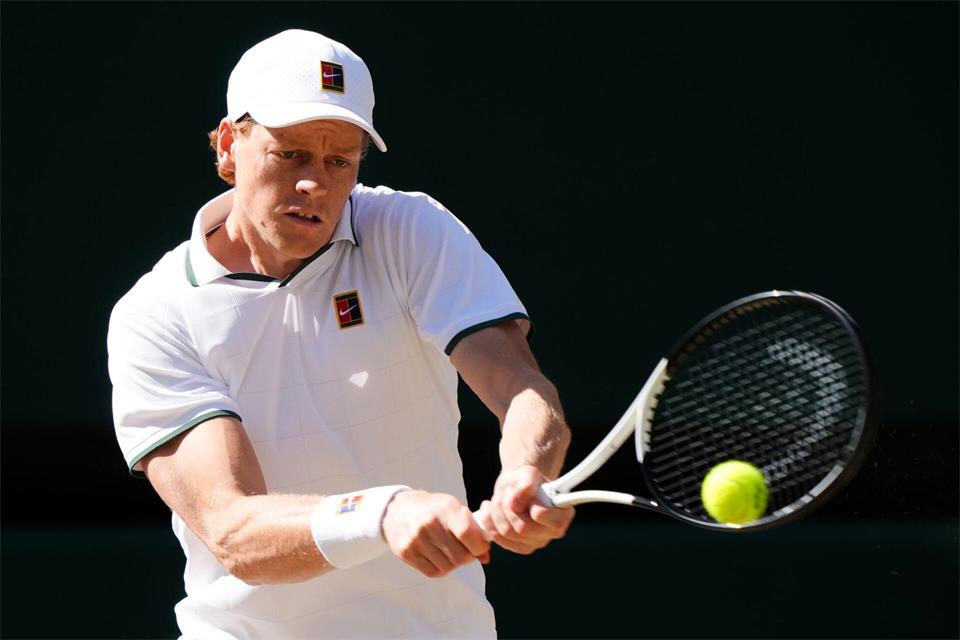 Hat offenbar einen neuen Trainer gefunden: Jannik Sinner. (Archivbild)Ben Whitley/PA Wire/dpa