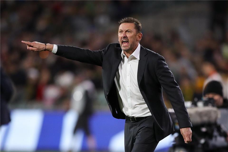 Hat seinen Vertrag verlängert: Australien-Coach Tony Popovic. (Archivbild)Matt Turner/AAP/dpa