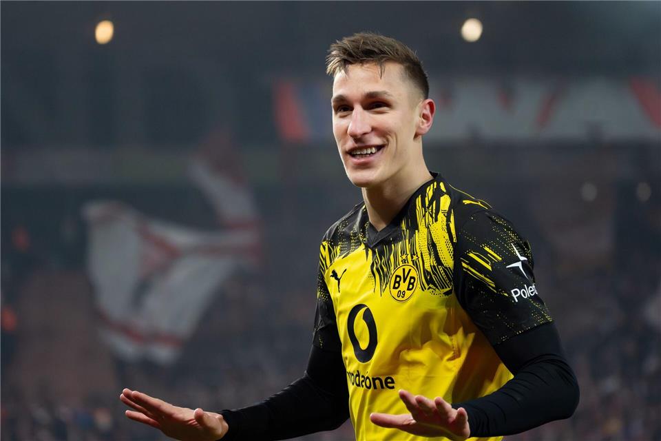 Hat sich noch immer nicht für eine Vertragsverlängerung entschieden: Nico Schlotterbeck. (Archivbild)  Soeren Stache/dpa