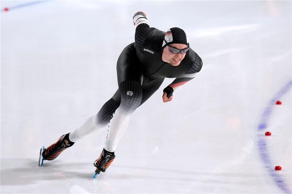 Hatte mit der Medaillenentscheidung über 500 Meter nichts zu tun: Hendrik Dombek.Luca Bruno/AP/dpa