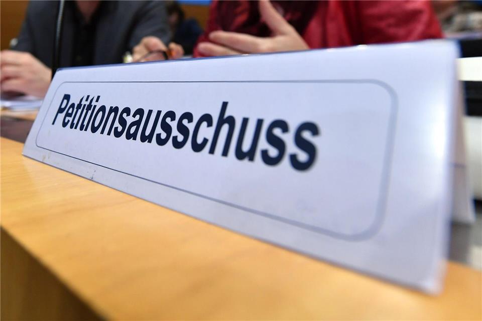 Hatte viel zu tun: Der Petitionsausschuss des Abgeordnetenhauses. (Archivbild)Martin Schutt/ZB/dpa