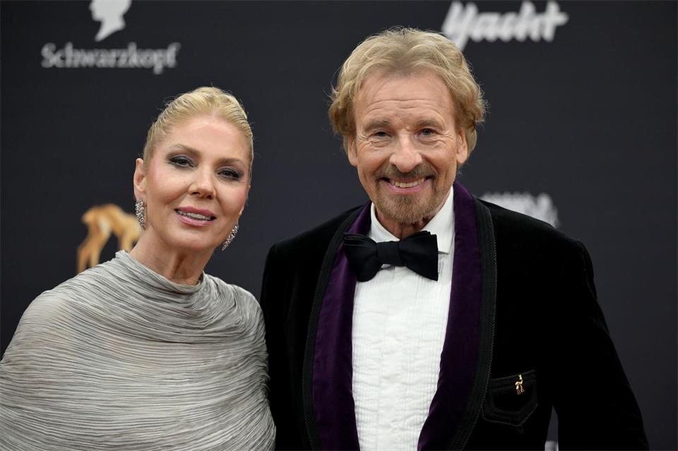 Hatten auf dem Oktoberfest nur Lob füreinander übrig: Thomas Gottschalk und seine Frau Karina. (Archivbild)Felix Hörhager/dpa