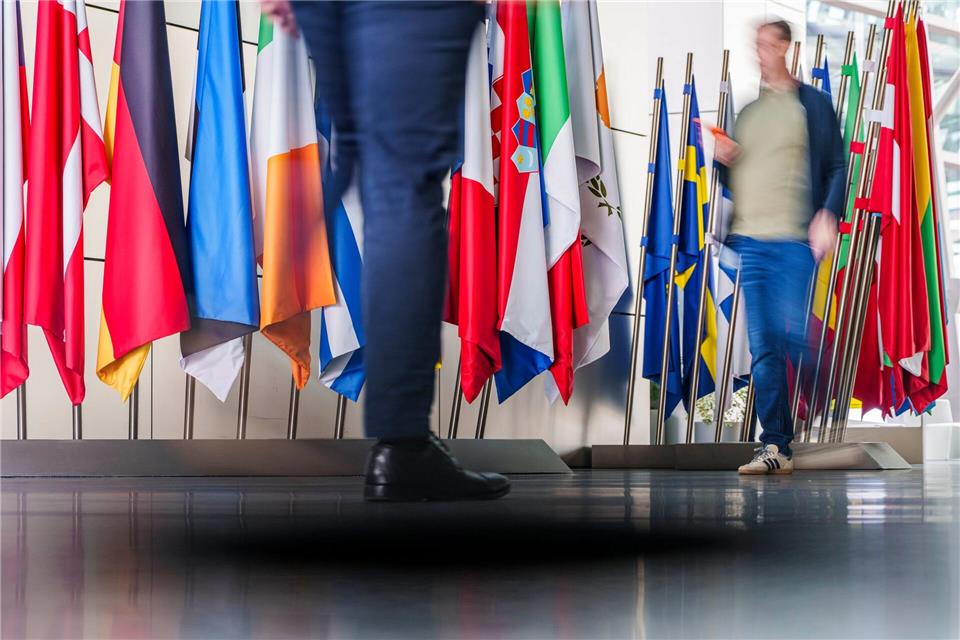 Hauptziel der EZB ist ein stabiler Euro. Der Euro ist die gemeinsame Währung von etwa 358 Millionen Menschen in 21 Ländern der Europäischen Union. Andreas Arnold/dpa