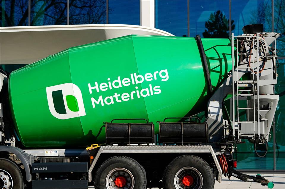 Heidelberg Materials peilt bei operativem Gewinn erneut Rekord an. (Foto-Archiv)Uwe Anspach/dpa