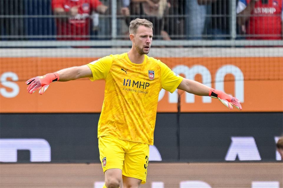 Heidenheims neue Nummer eins: Thomas Dähne soll auch gegen Fürth zwischen den Pfosten stehen. (Archivbild)Harry Langer/dpa