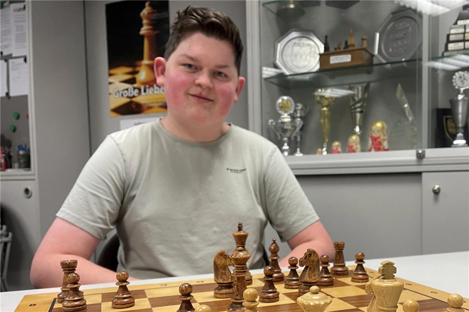 Heidens U20-Kapitän Jonas Meis ebnete mit seinem Partiegewinn den Weg zum Titel.