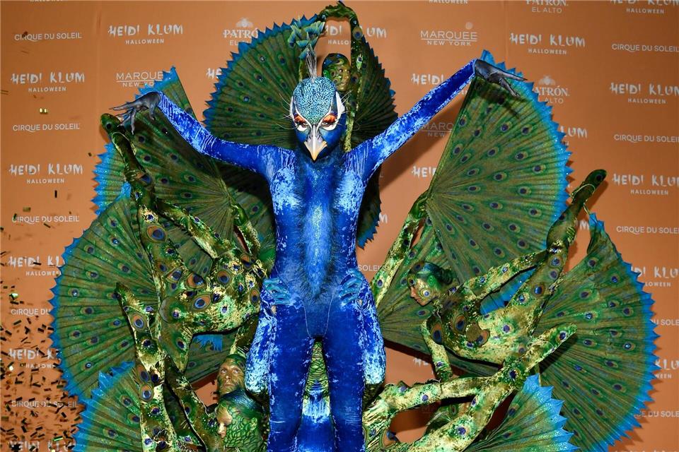 Heidi Klum ist in ihrem Halloween-Kostüm oft nicht zu erkennen. (Archivbild)Evan Agostini/Invision/AP/dpa