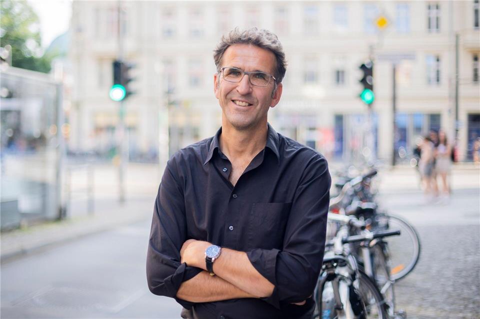 Heinrich Strößenreuther von der Initiative BaumEntscheid hofft auf einen Erfolg für ihr Anliegen. (Archivbild)Christoph Soeder/dpa