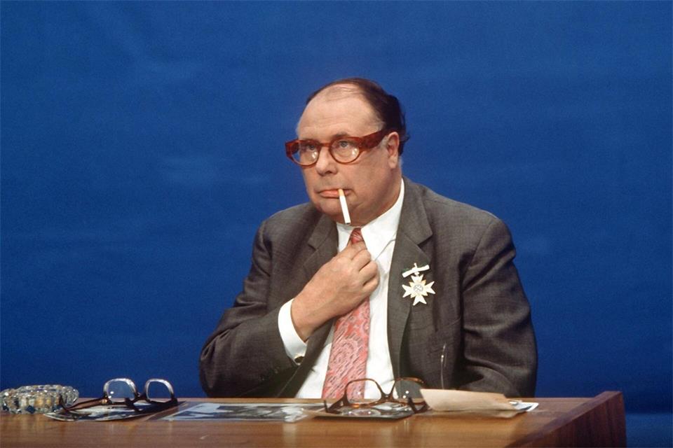 Heinz Erhardt war Schauspieler, Kabarettist, Schriftsteller, Komponist und Filmproduzent. (Archivbild)Dieter Klar/dpa