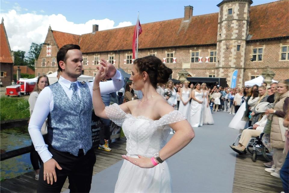 Heiraten am Schloss (hier ein Foto der Hochzeitsmesse) ist nach wie vor sehr beliebt.
