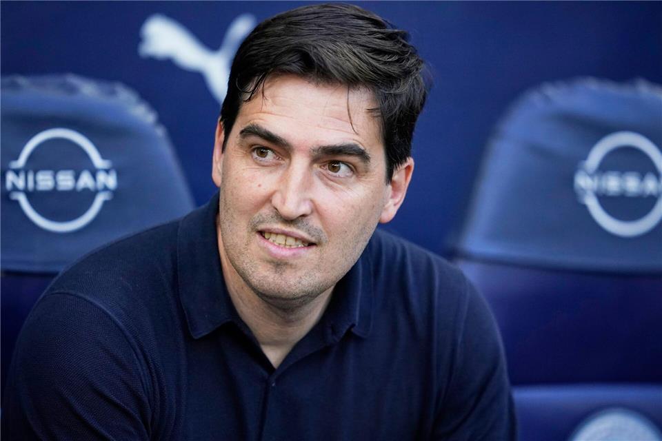 Heißer Kandidat fürs Traineramt bei Bayer Leverkusen: der Spanier Andoni Iraola. (Archivbild)Dave Thompson/AP/dpa