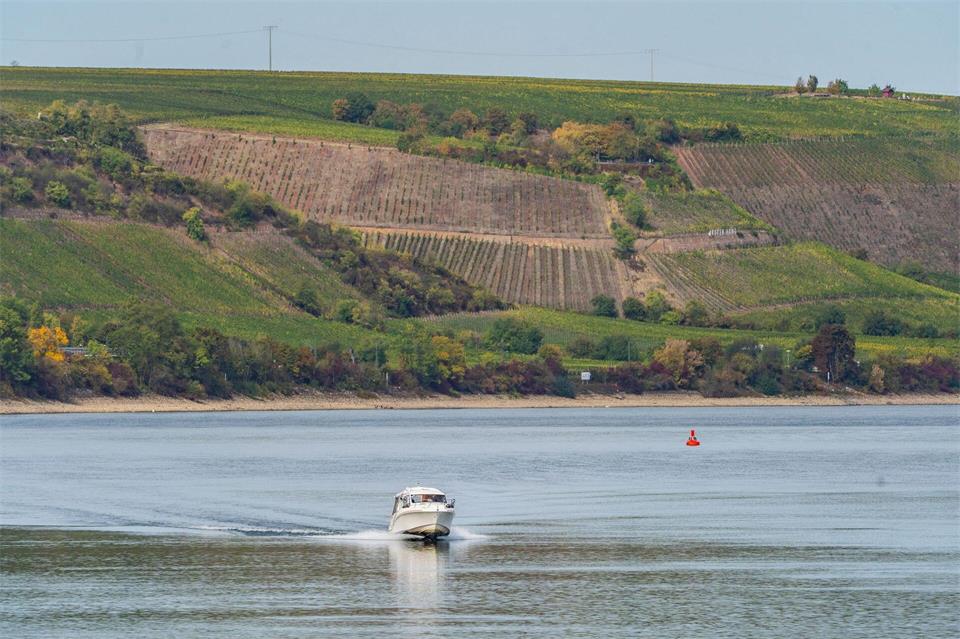 Heiter bis sonnig wird der Dienstag in Rheinland-Pfalz und dem Saarland. (Symbolbild)Andreas Arnold/dpa