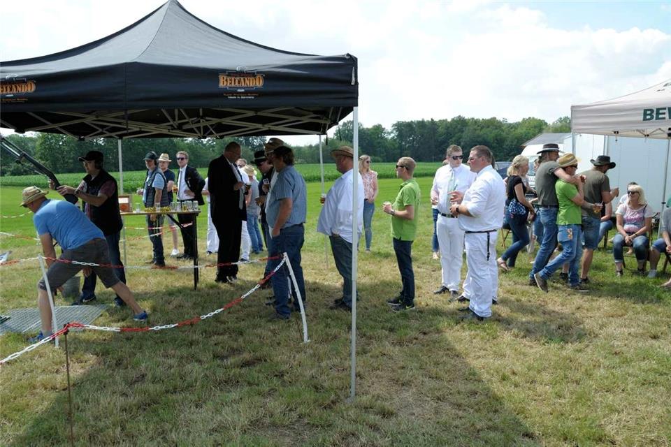 Hendrik Kamperschroer ist neuer Schützenkönig von Gemenkrückling-Fedmark.