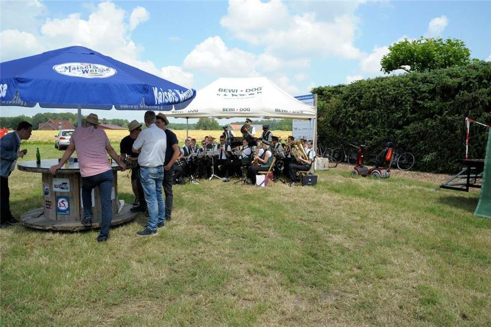 Hendrik Kamperschroer ist neuer Schützenkönig von Gemenkrückling-Fedmark.