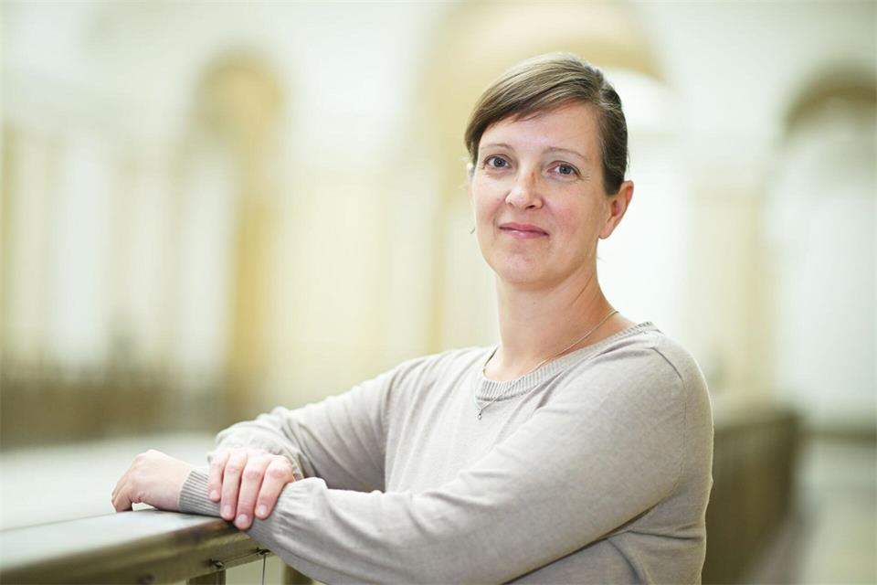 Hendrikje Klein ist schon lange für die Linke Mitglied im Berliner Landesparlament. Britta Pedersen/dpa